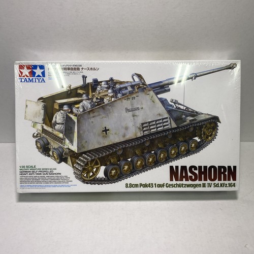 Tamiya 35335 1/35 Mô Hình Pháo Tự Hành German Sd.Kfz.164 Nashorn Tamiya 35335 1/35 Mô Hình Pháo Tự Hành German Sd.Kfz.164 Nashorn