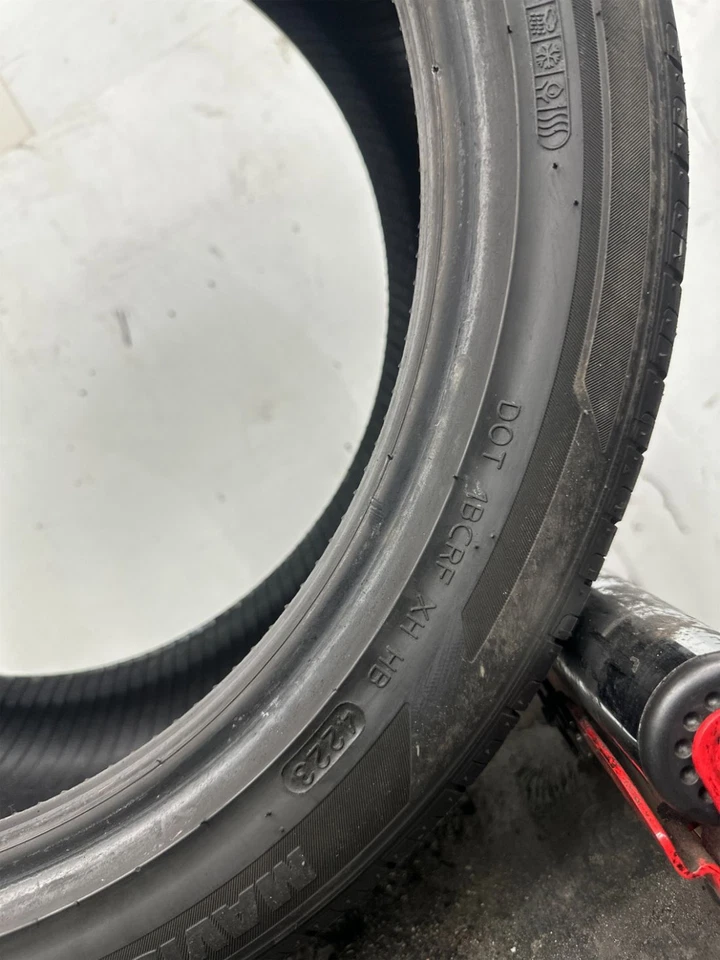 1 Used Hankook Mavis TractionControl 4 Season P245/40R18 2454018 245/40/18 10/32 Foto 2 de 4