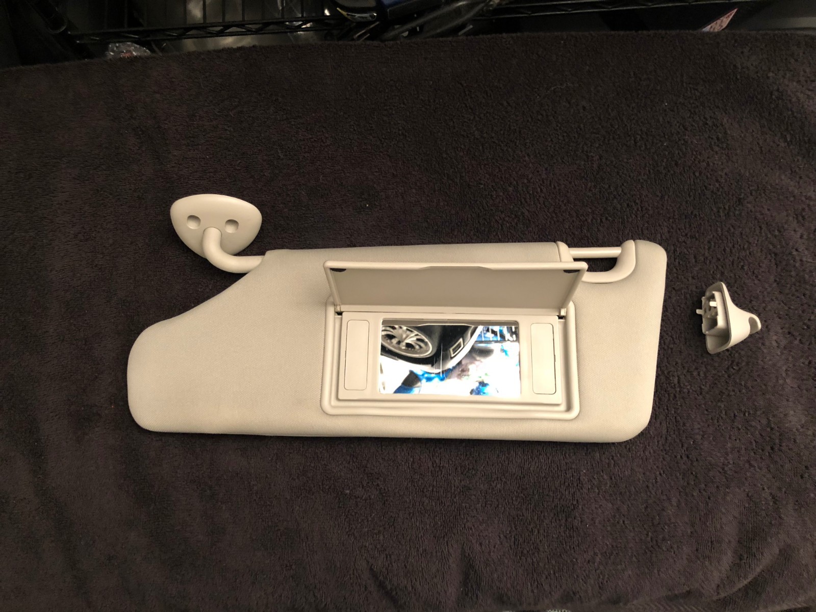 Chevy HHR Driver Left Sun Visor Fits 20062011 eBay