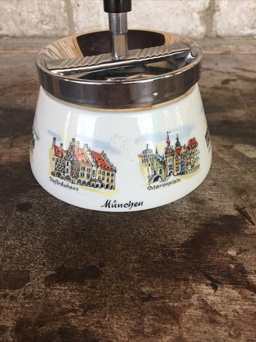 Vintage Tea Pot-Container - München Map Painted - Picture 2 of 11