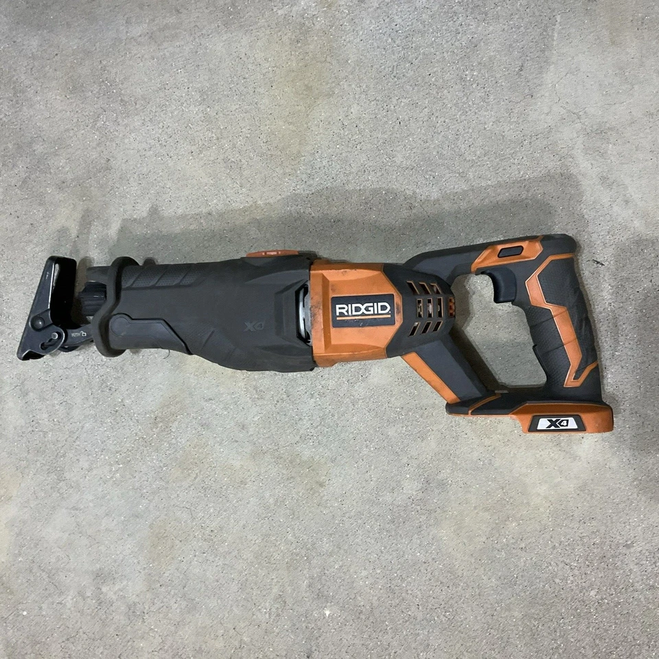 Rigid18V Reciprocating Saw R8641 TOOL ONLY used works great. - Image 3 of 4