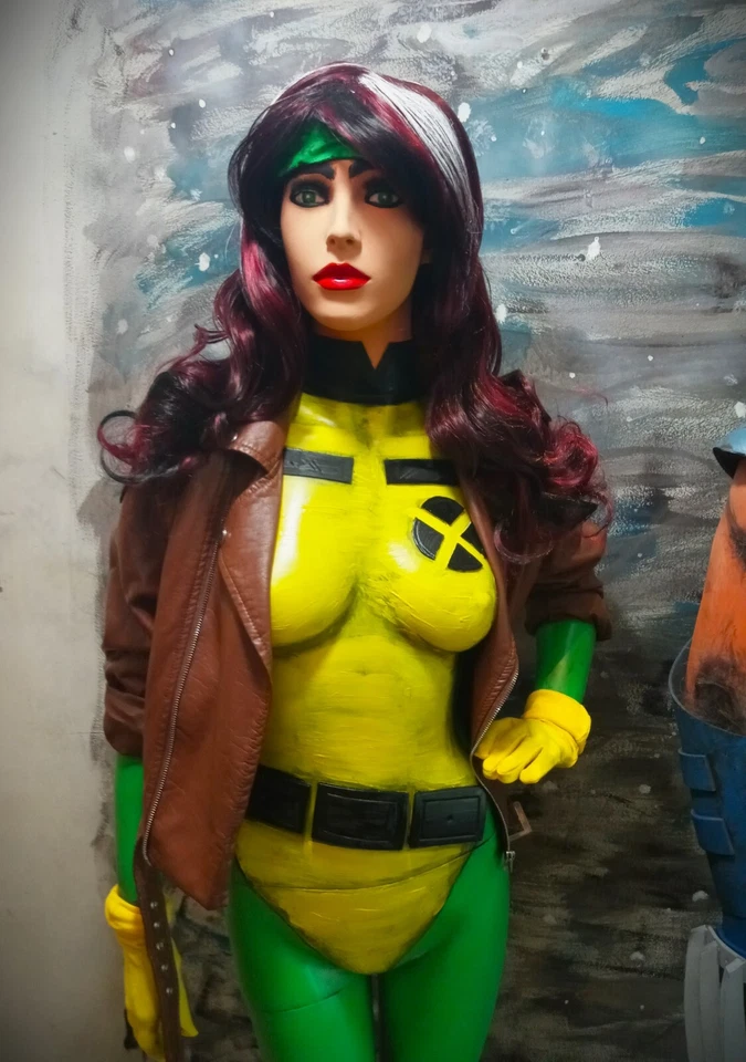 ROGUE X-MEN LIFE SIZE MARVEL COMICS Statue Figure Fiberglass Avengers Mannequin* - Image 2 of 4
