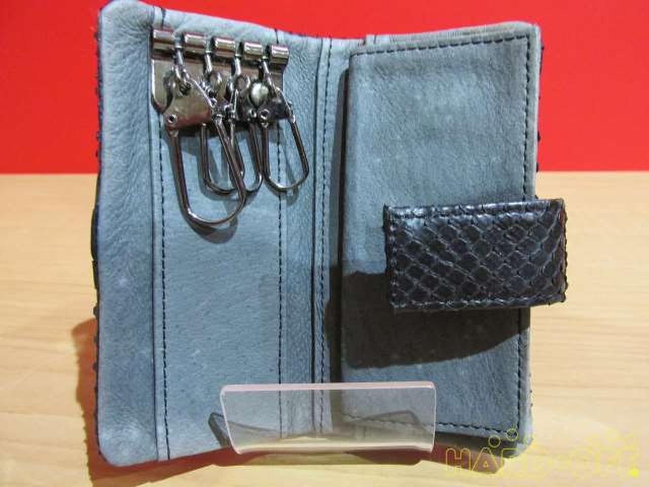 Python Leather Key Case Model Black Other Brands - image 3