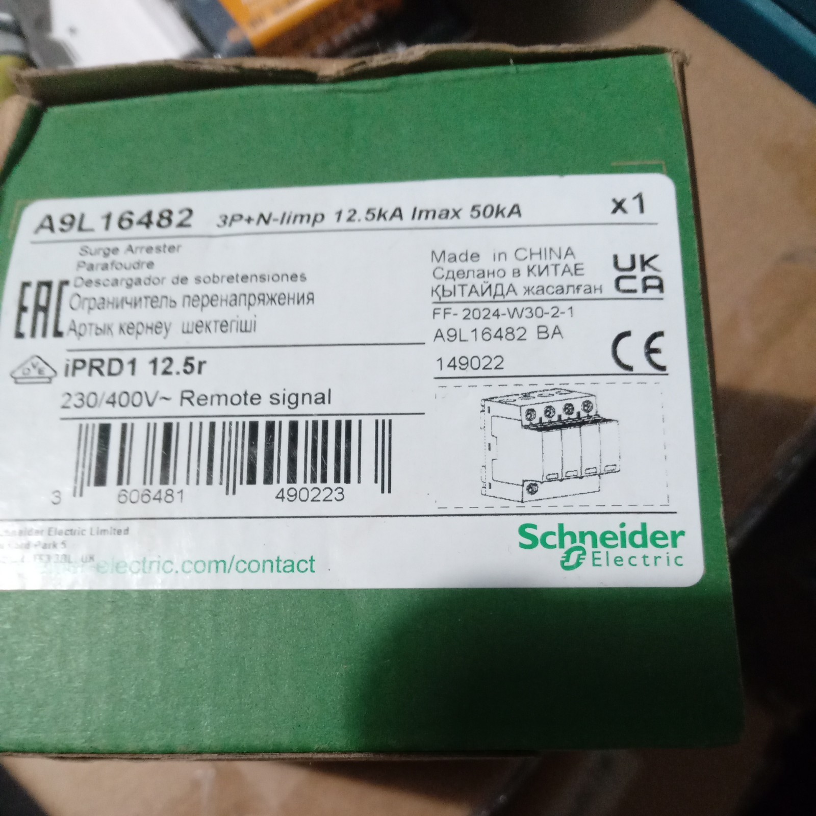 Schneider A9L16482 Modular Surge Arrester Type 1+2 3P+N Acti9 iPRD1 12.5