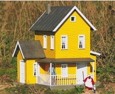 Piko 62221 G Scale Aunt Bea's Farmhouse Building Kit