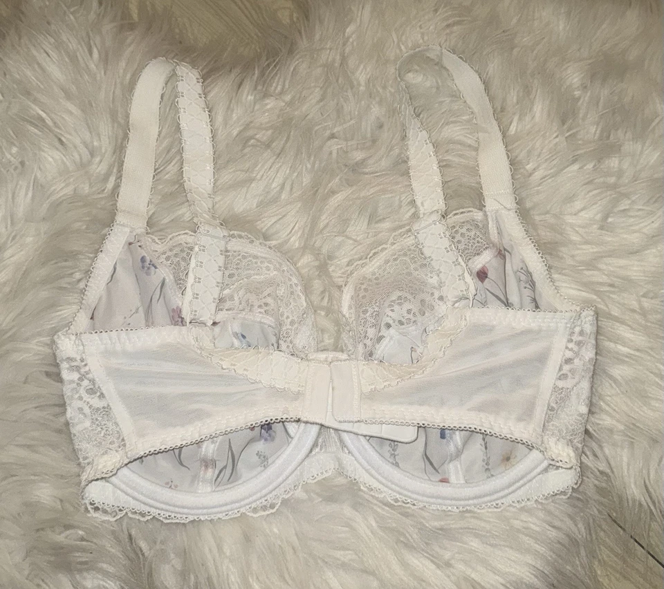 Sujetador Freya 400802 Daydreaming con aros encaje floral para mujer EE. UU. 30H blanco Foto 3 de 4