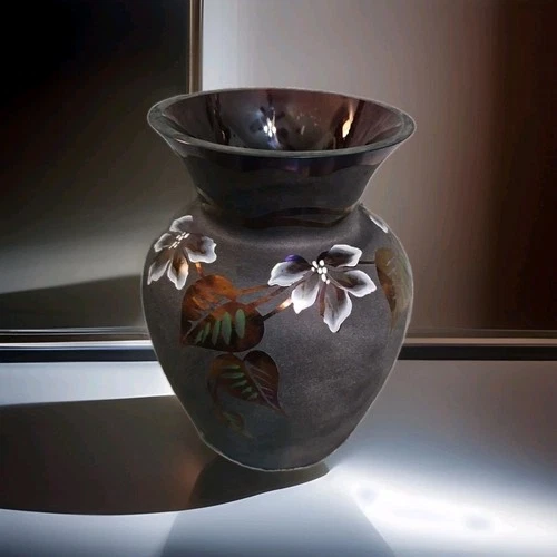 Fenton Art Glass Heirloom  Sandcarved Iridescent Vase #337 Handpainted C. Riggs