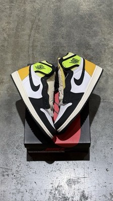 Jordan 1 Retro High White Black Volt University Gold 555088-118 SZ 9