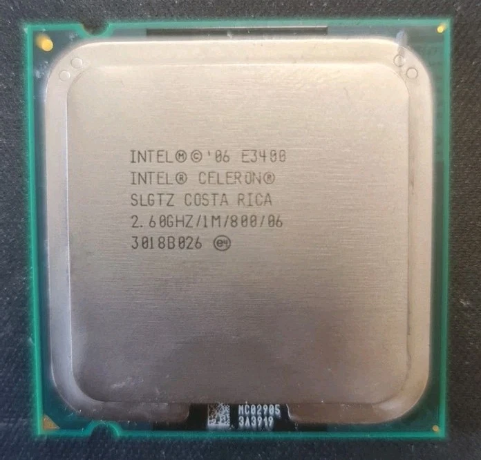 Intel Celeron E3400 2.6GHz 1MB 800MHz SLGTZ Socket LGA 775 Processore CPU CORE - Immagine 2 di 3