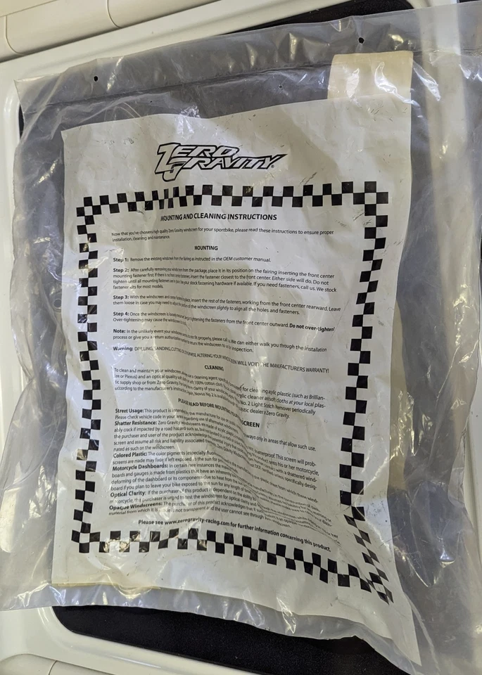 Pára-brisa gravidade zero transparente 20-578-01 Yamaha YZFR6S/YZF-R6 03-05 YZF-R6S 06-09 - Imagem 3 de 4