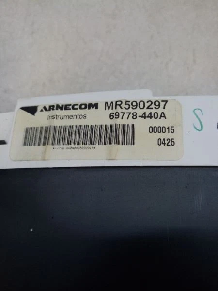 Cuadro de instrumentos velocímetro Mitsubishi Galant 2004 2005 2006 3,8 L V6 OEM Foto 2 de 4