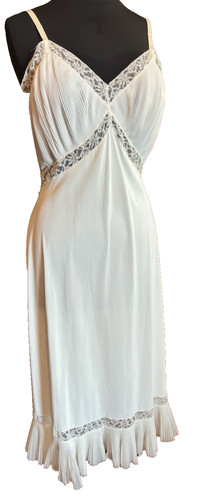 Vtg White 1950S Vanity Fair Slip Dress Nightgown Nylon Tricot Pleated Size 38
