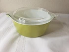 Vintage Pyrex Bowl 1 1/2 Qt 472 trade Mark spring blossom green w/lid