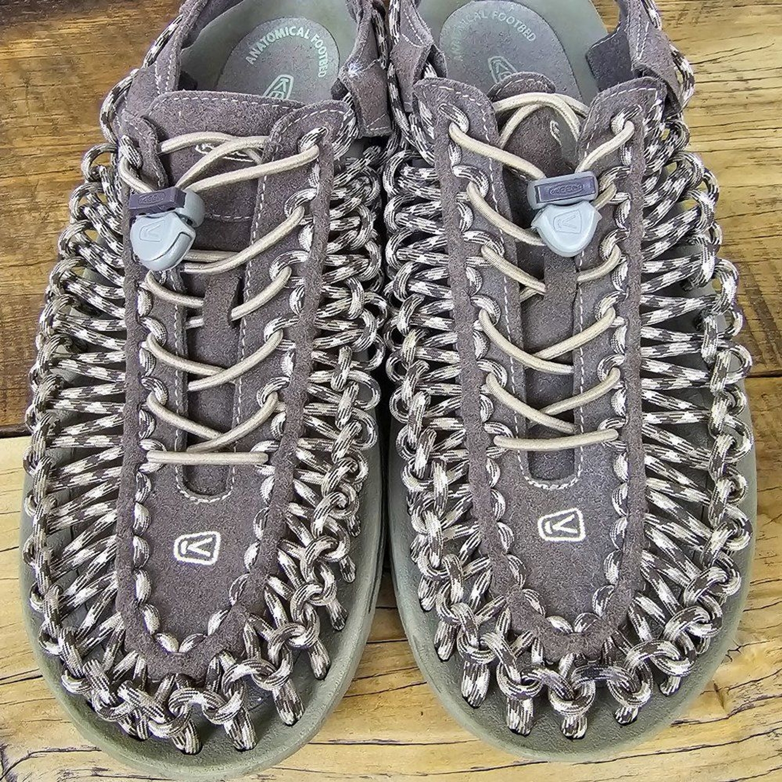 Sandali da trekking Keen marroni e marroni con cinturino gabbia Uneek taglia 10