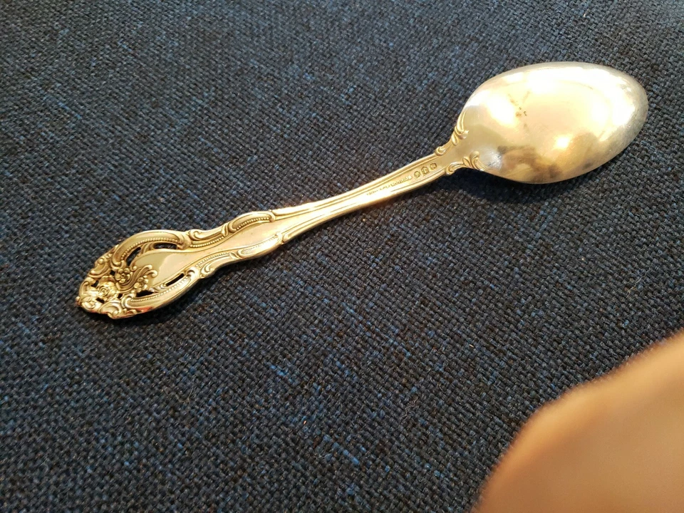 CUCHARA PARA SERVIR GORHAM STERLING LA SCALA PERFORADA 9" Foto 3 de 4