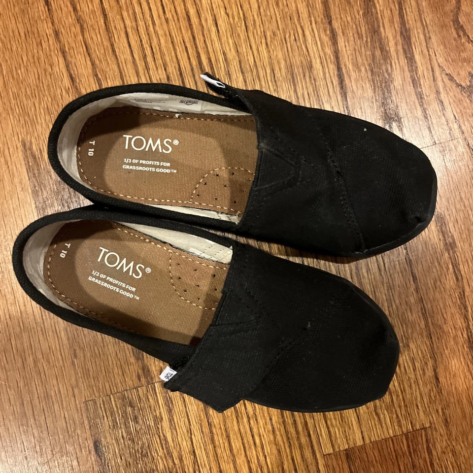 Zapatos sin cordones acolchados de lona de alpargata TOMS para niños pequeños talla 10T negros unisex Foto 2 de 4