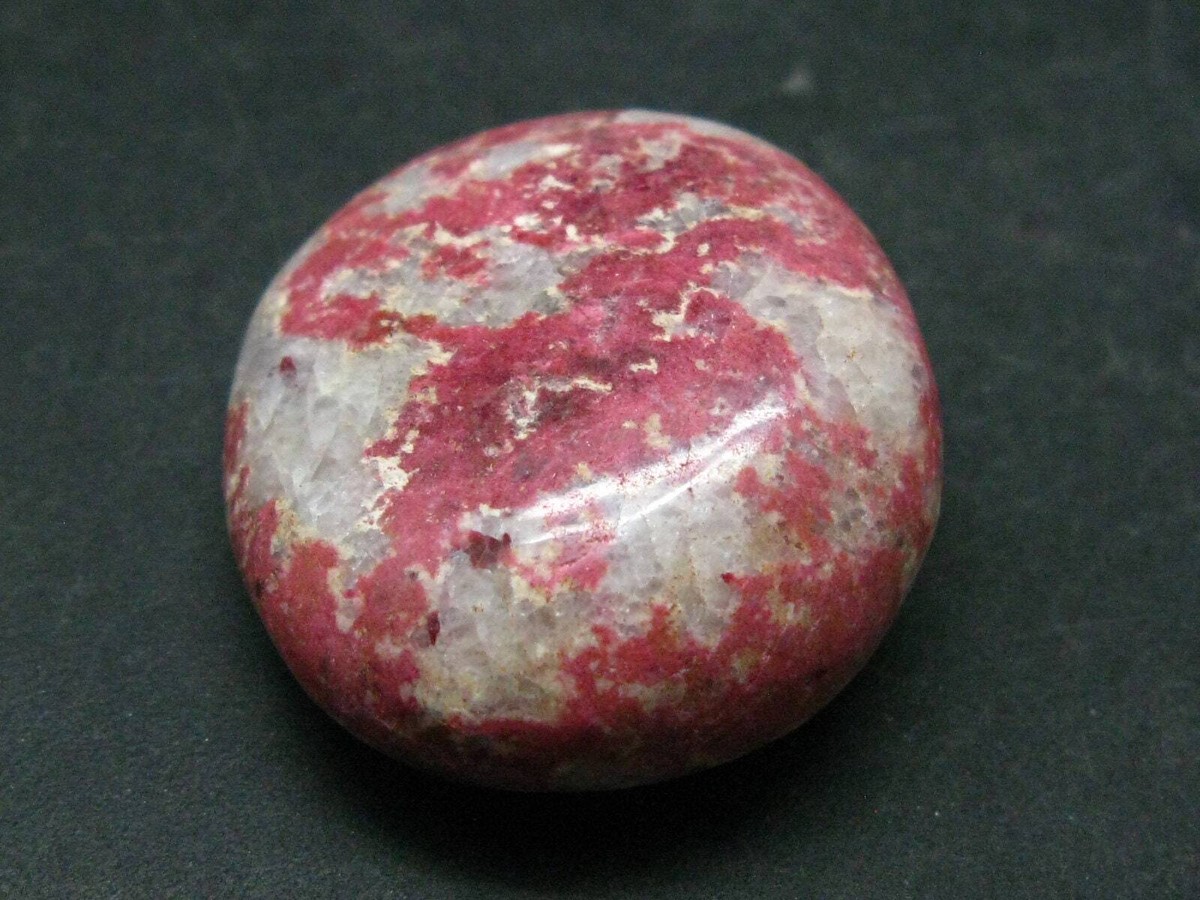画材 Thulite genuine Rare Red Thulite Piece From Norway - 1.4