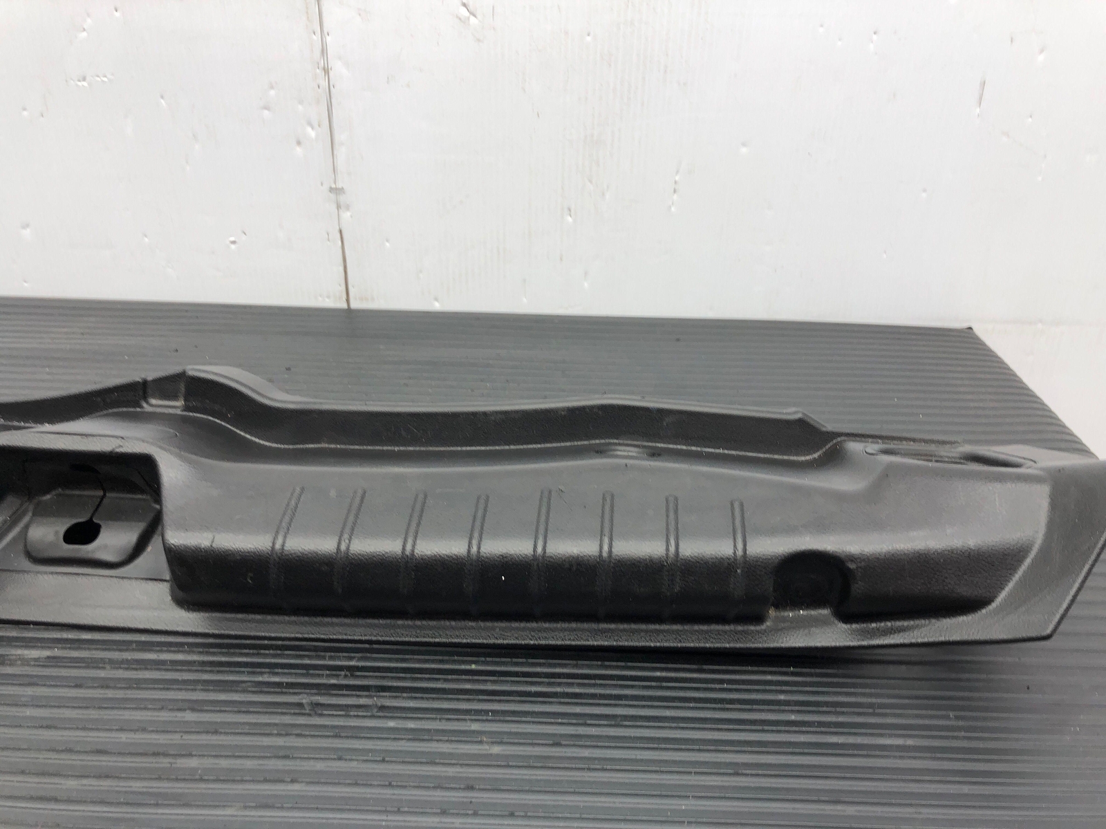 2014-2016 MASERATI GHIBLI M157 OEM TRUNK LID SILL SCUFF PLATE *SCUFFS SCRATCHES*