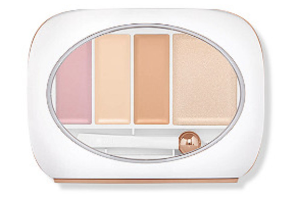 Яркая палитра цветов на красной ковровой дорожке Secret Eye, которую Вы выбираете сами