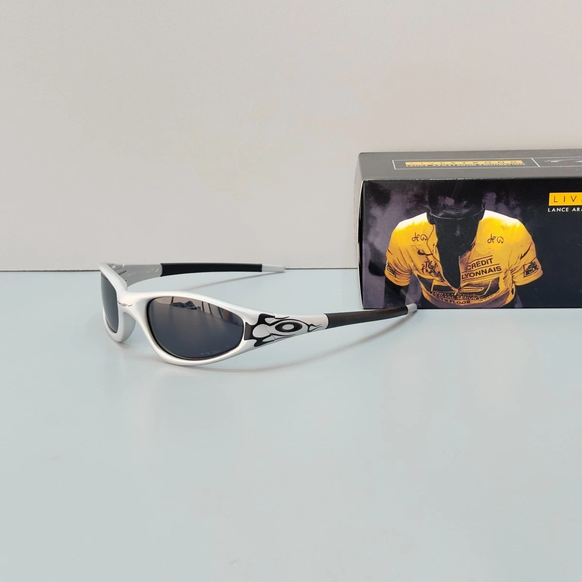 Oakley Straight Jacket for sale | eBay