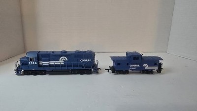 Bachmann 2234 Conrail GP-35 Diesel Engine HO With 21655 Caboose See Pics