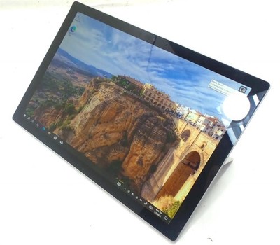 Microsoft Surface Pro 5 1796 Core m3-7Y30 1.00GHz 4GB 128GB
