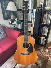 Martin D-28 Dreadnought Acoustic Guitar 1976 Natural RH 6-String w/travel case