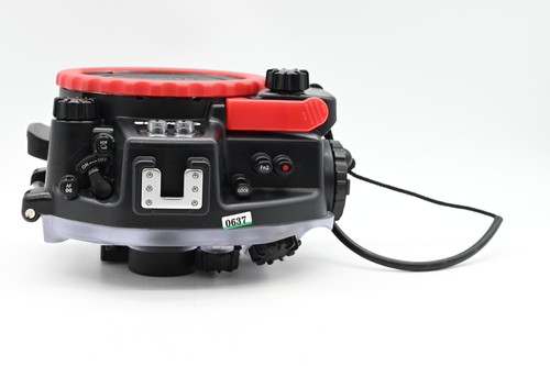 Olympus PT-EP14 Underwater Housing for OM-D E-M1 Mark II #637 - Picture 7 of 7