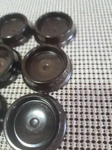 14-¿Baquelita vintage? Muebles Tazas Posavasos Deslizadores REM Aprox 1 7/16" Interior D Foto 4 de 4