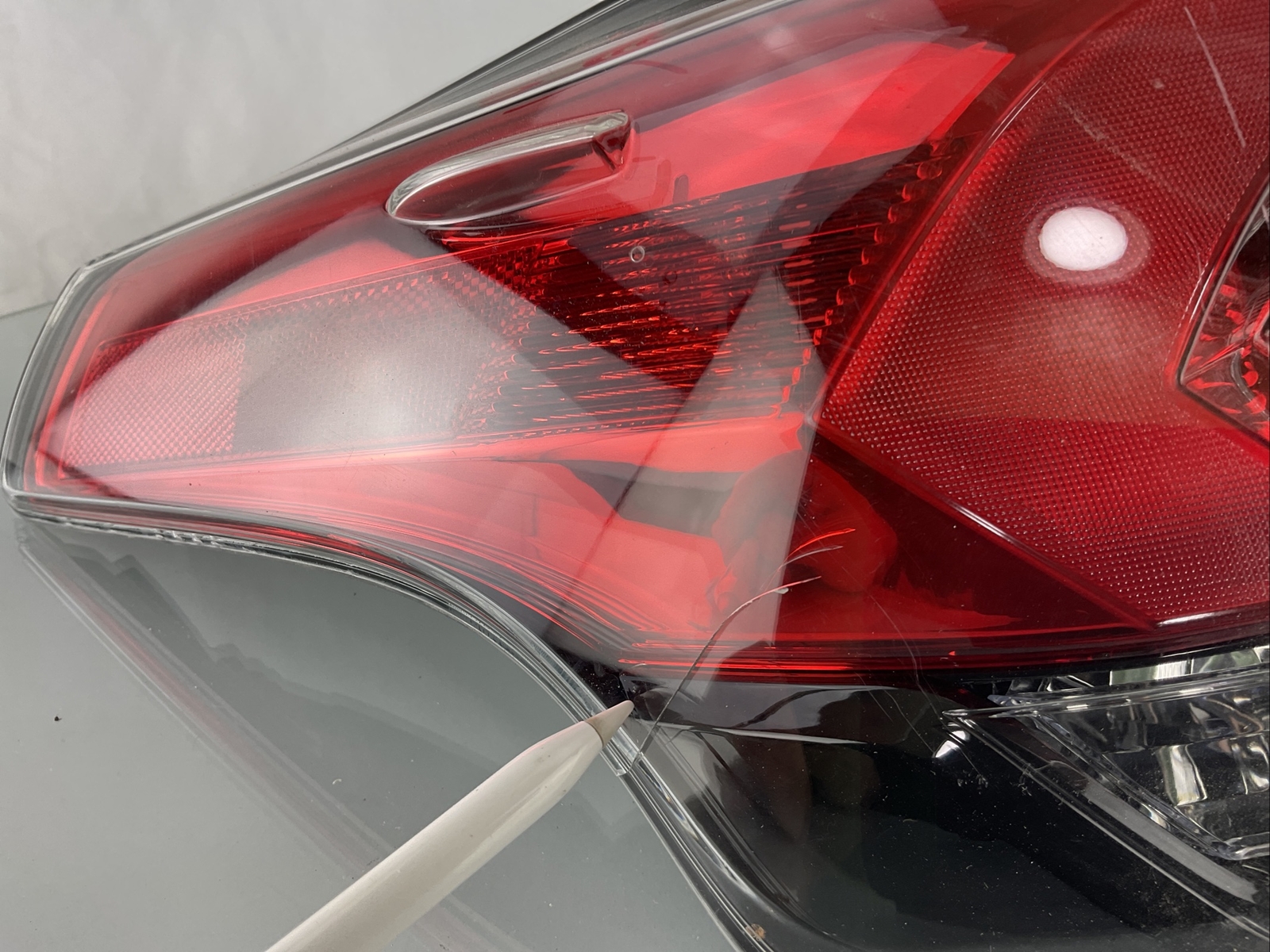 20162018 Toyota RAV4 Tail Light Lamp LH Driver OEM Used 815600R061 eBay