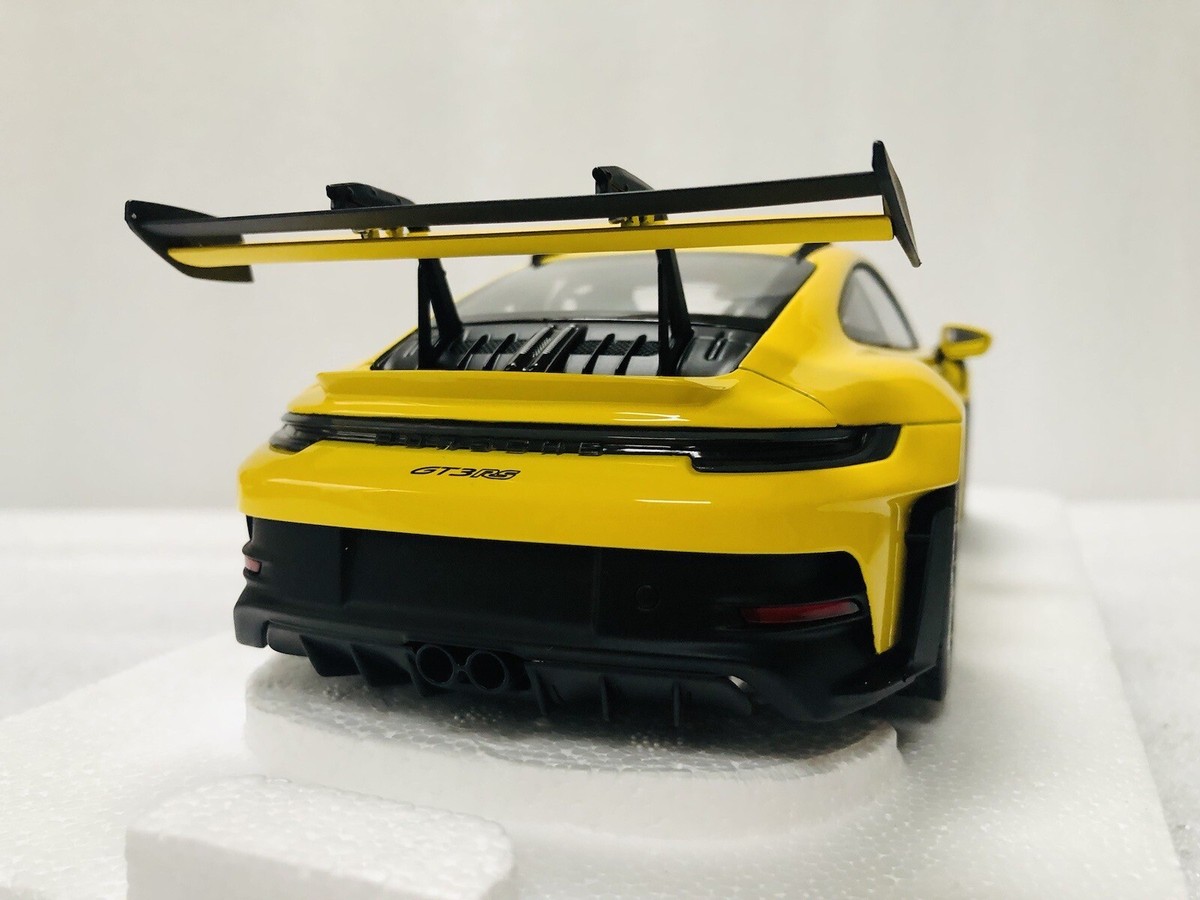 1/18 Porsche 911 992 GT3 RS Racing Yellow Diecast Dealer 1/18 Porsche 911 992 GT3 RS Racing Yellow Diecast Dealer