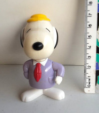 🟢 SNOOPY MC DONALD'S WORLD TOUR  SORPRESINE VINTAGE  EXTRA KINDER