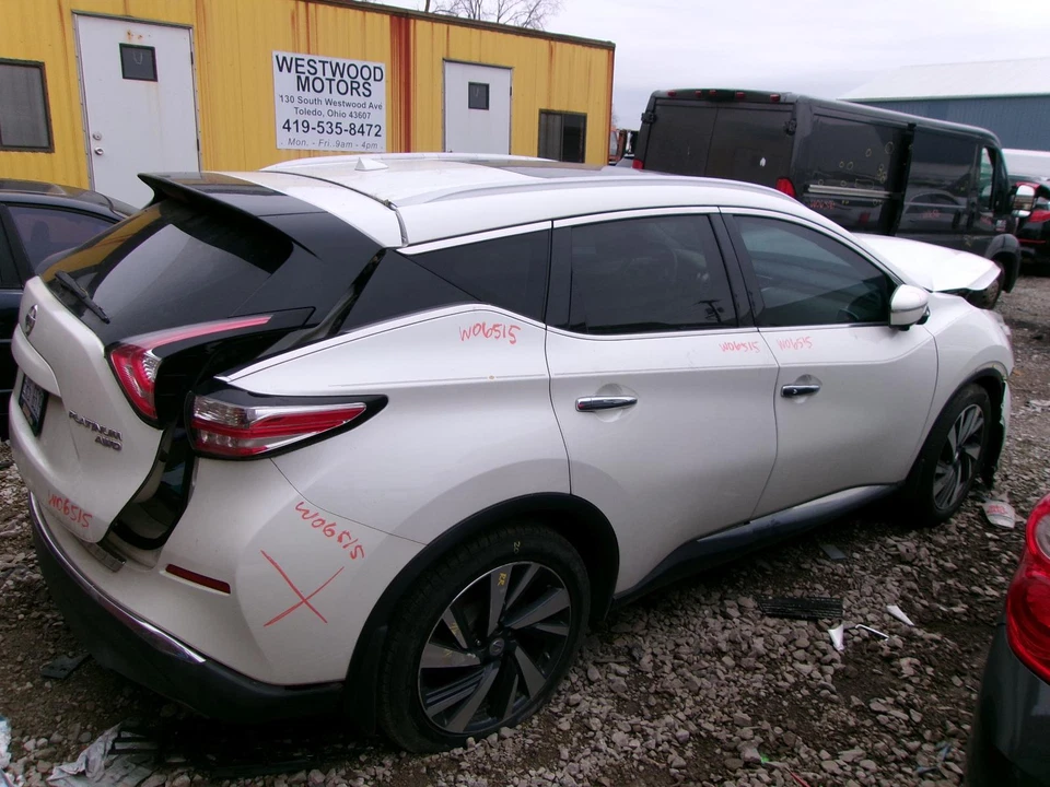 Conjunto de filtro de aire usado se adapta a: Nissan Murano 2015 3,5 L 6 cilindros grado A Foto 3 de 4