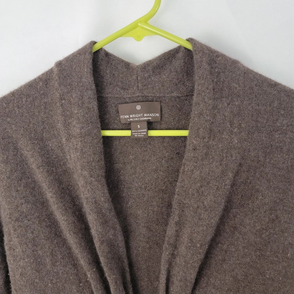Cárdigan para mujer Fenn Wright Manson talla PEQUEÑO cachemir marrón a presión oficina PILLING Foto 2 de 4