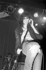 Joey Ramone of punk band The Ramones 1977 OLD MUSIC PHOTO 14