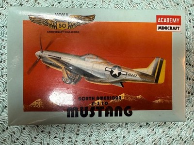 ACADEMY MINICRAFT #4417 NORTH AMERICAN P-51D MUSTANG 1:144 SCALE MODEL