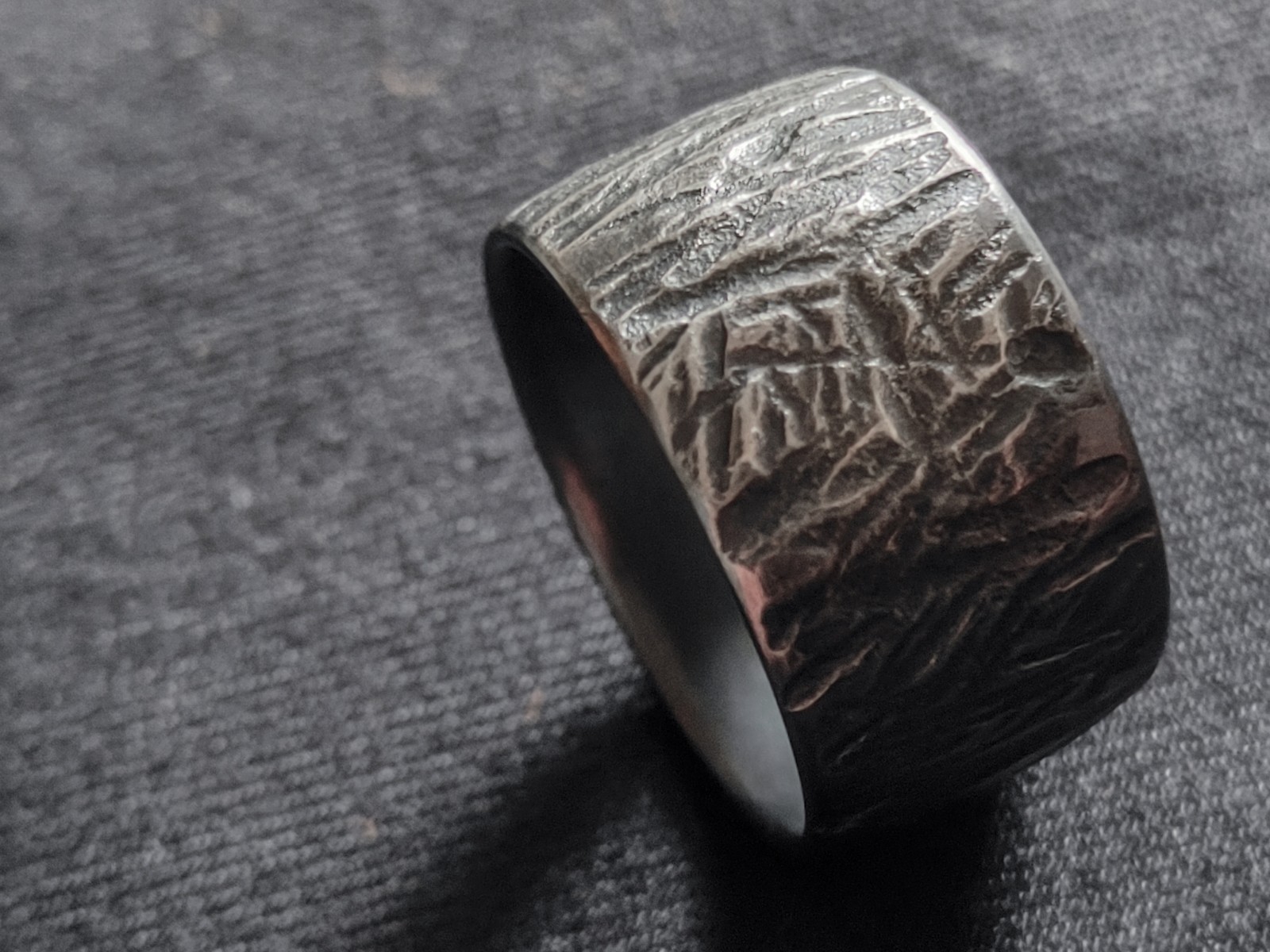 TheElementalRing - Hammered Titanium Ring - Textu… - image 5