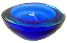 VINTAGE THICK MURANO SUMMERSO COBALT BLUE ART GLASS BOWL