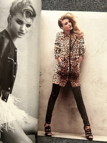 Vogue Spain July 2010 Fashion Magazine Natasha Poly Cover Excellent Condition - Picture 5 of 7