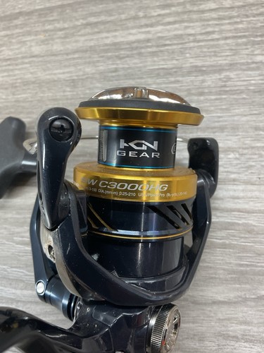 Shimano Spheros SW C3000HG Inshore Spinning Reel - Picture 2 of 4