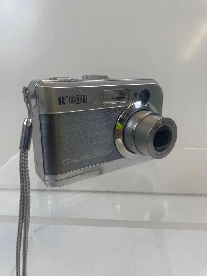 Ricoh Caplio RR530 5.0MP Digital Camera 3x Zoom Compact Point & Shoot Tested - Image 2 of 4