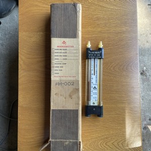 Vintage Manometer