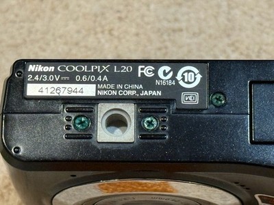 Black Nikon COOLPIX L20 10.0MP 3.6x zoom Digital Camera - Tested