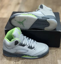Jordan 5 Retro Green Bean Flint Grey DQ3734 003 Youth Size 3.5 - Women’s Size 5
