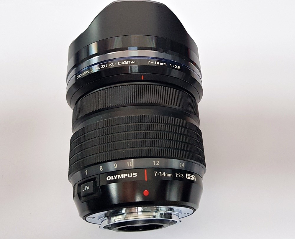 Olympus M.zuiko Digital ED 7-14mm F/2.8 Pro Lens [Top Mint in Box