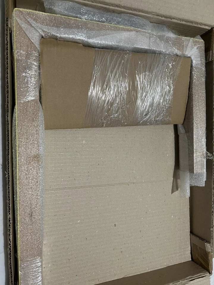 Lámpara LED Escandinava Contemporánea Universo Positivo PI (Amarilla) Foto 2 de 4