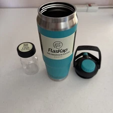 Double-Wall Insulated FreePour Mixing Bottle – Ideal for Boating & Camping