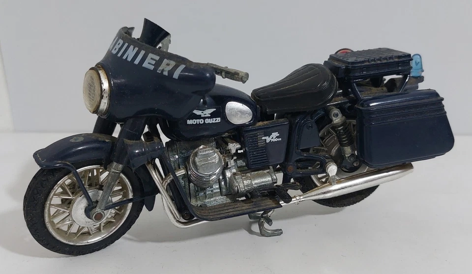 88246 POLISTIL 1/15 n. MS108 - Moto Guzzi V7 Carabinieri Foto 4 de 4