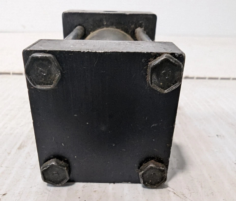 Dover Corporation 807124 Pneumatic Cylinder Assembly - Image 2 of 4