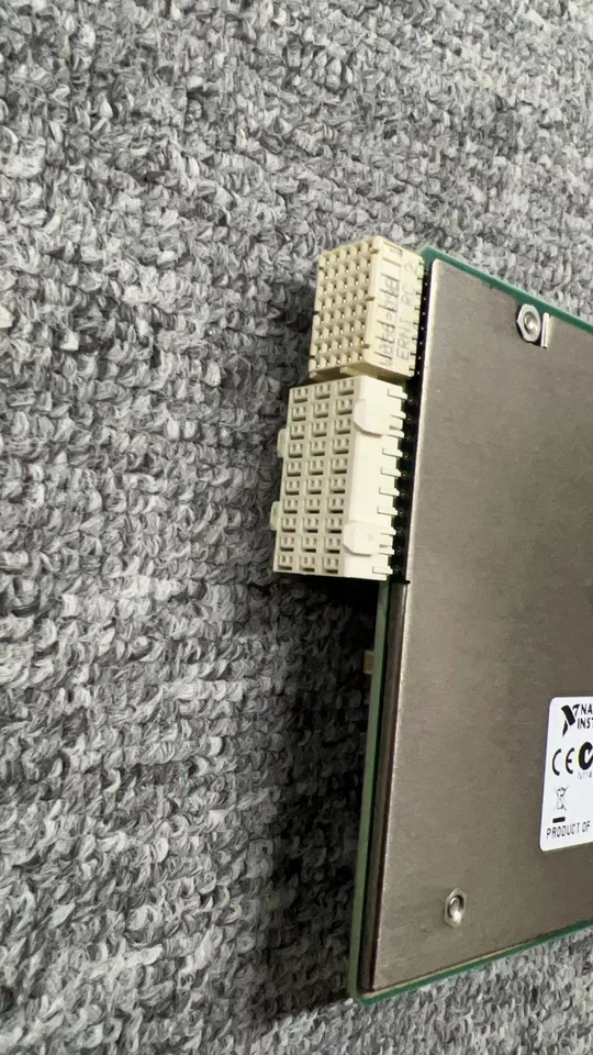 USED National Instruments NI PXIe-5160 500 MHz 2.5 GS/s 10-Bit PXI Oscilloscope - image 4 of 4